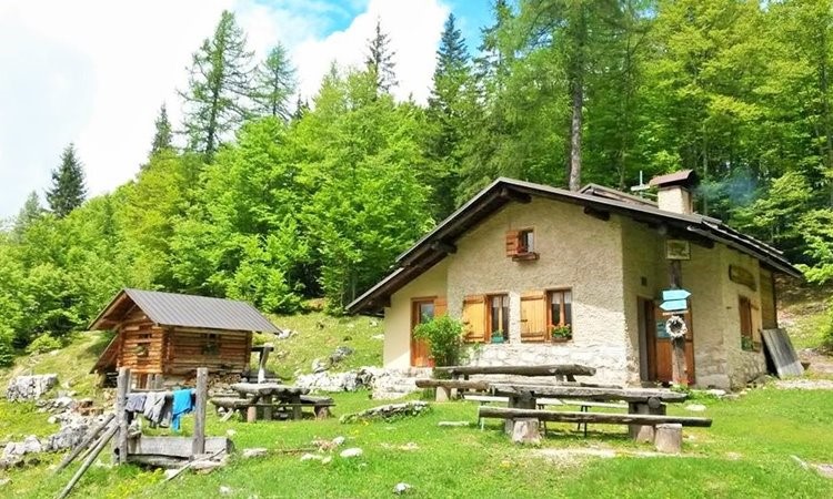 Rifugio Giovanni Angelini